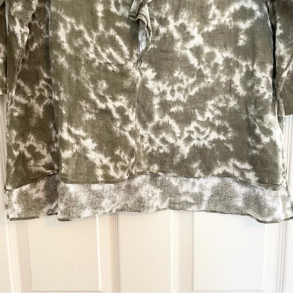 Ana Tie Dye Stone Wash Army Green White Ruffle V‎ Neck Top Size XL Blouse - Picture 5 of 10